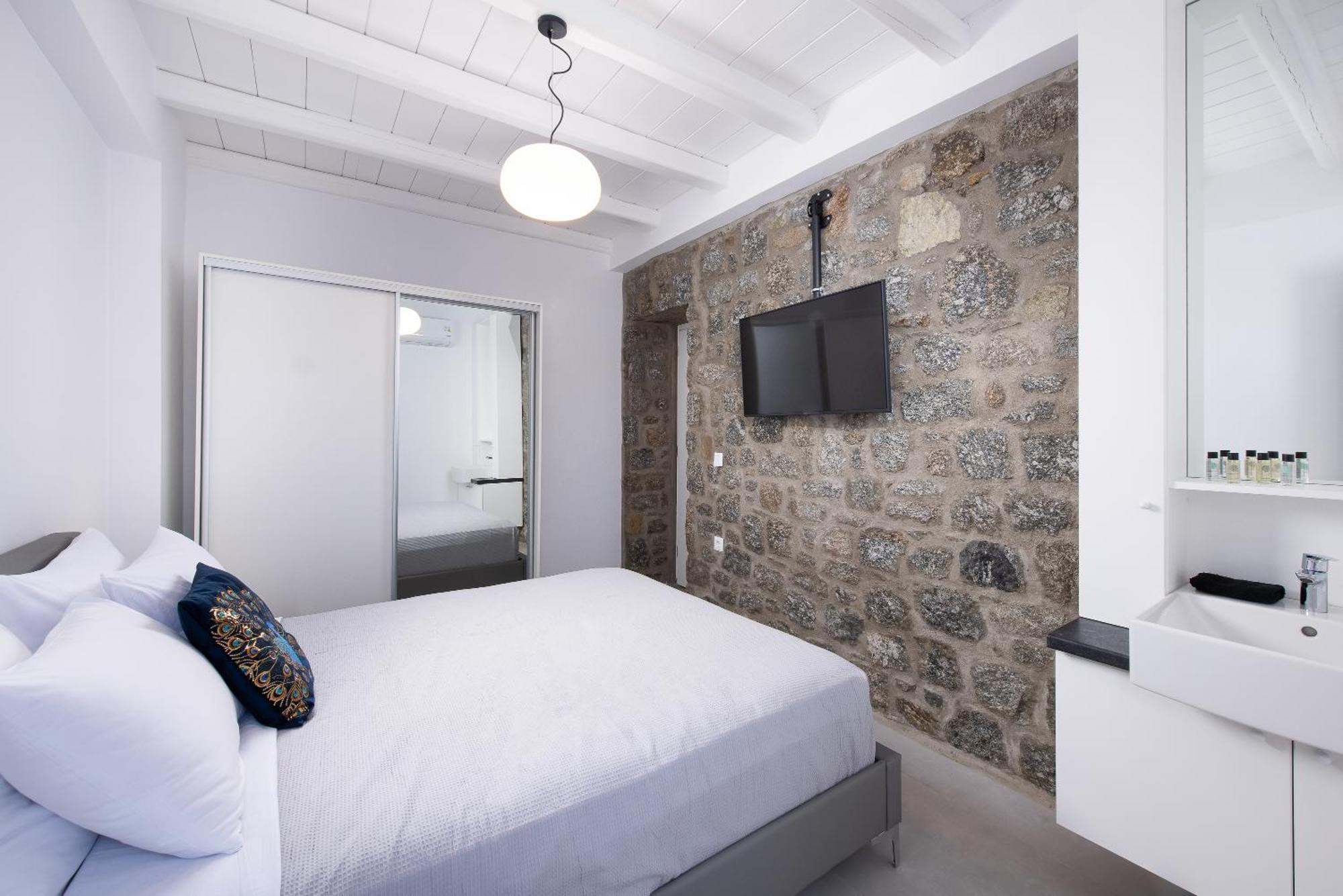 Hosting Moments Private Pool Holiday Home Ano Mera Buitenkant foto