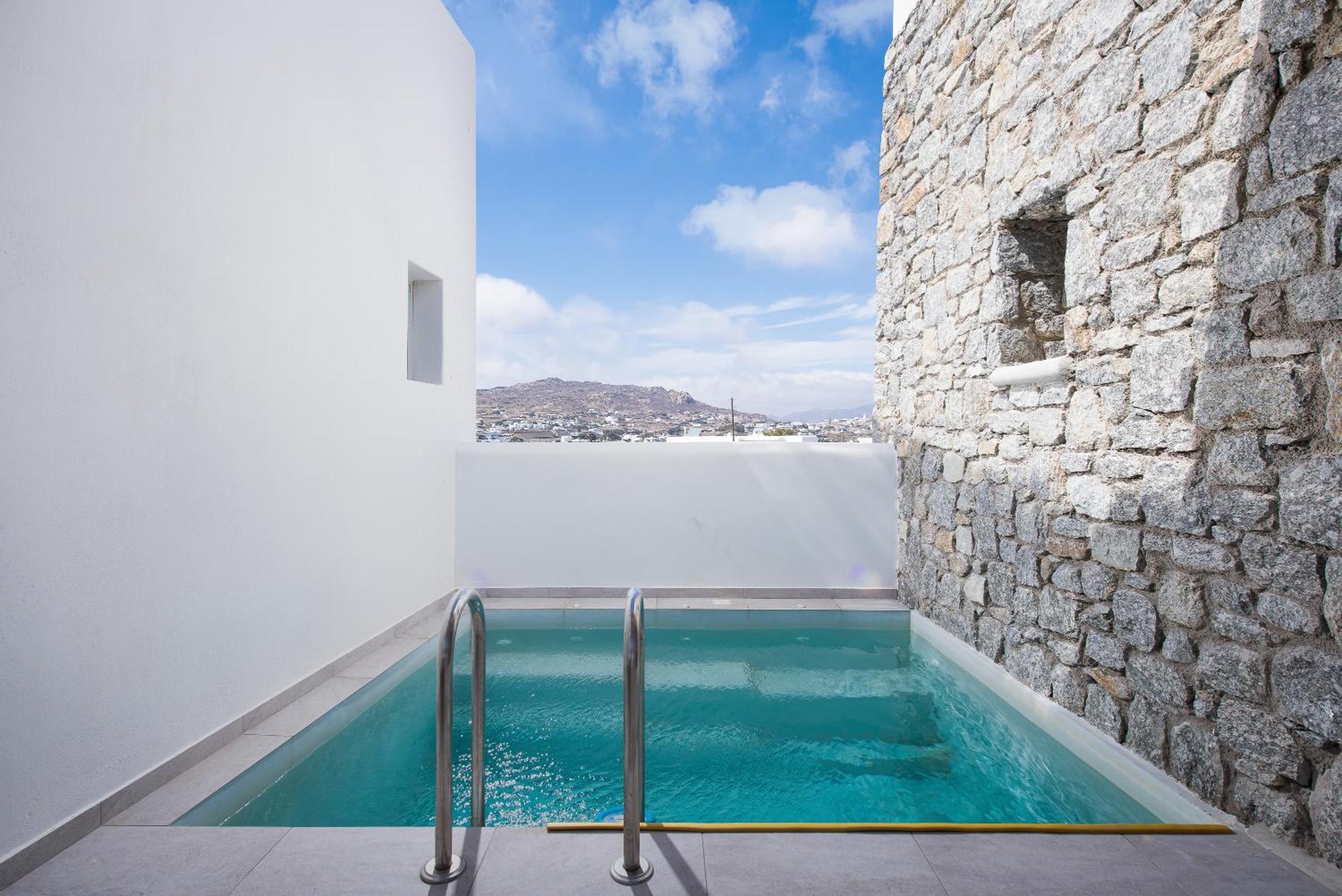Hosting Moments Private Pool Holiday Home Ano Mera Buitenkant foto